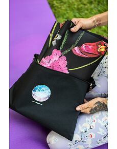černý praktický bag na cestovní jógovou podložku, taška na jógamatku, taška na jógovou podložku