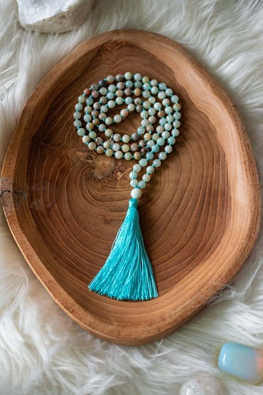 YOGGYS meditační mala - amazonit