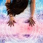 YOGGYS - MANDALA YOGA ROUND MAT - barevná kulatá jógová podložka ILLUMINATION
